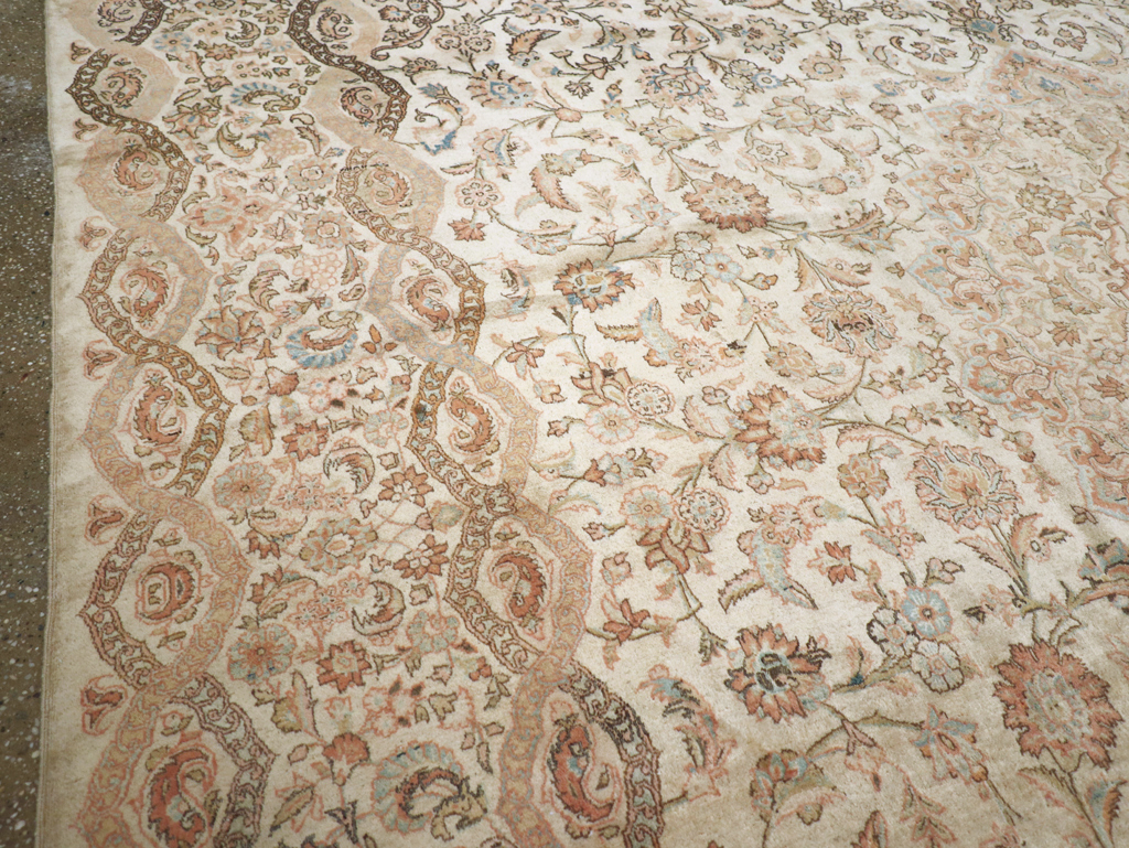 Vintage Persian Kashan Carpet, No.8446 - Staging