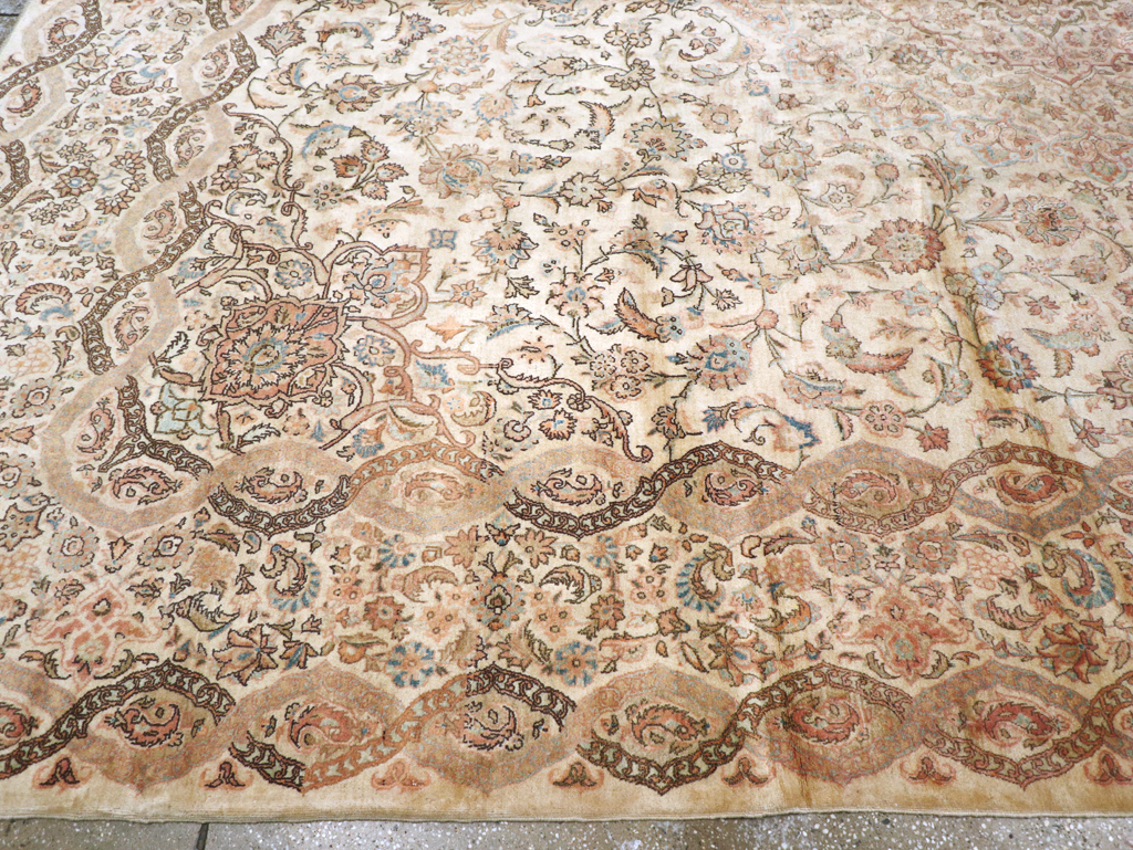 Vintage Persian Kashan Carpet, No.8446 - Staging