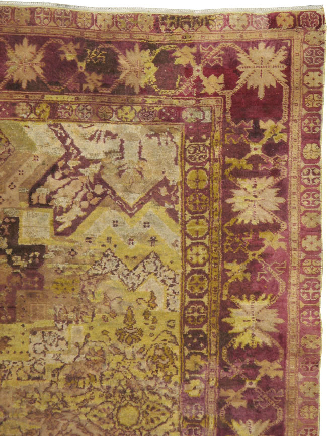 Antique Indian Agra Carpet, No.8526 - Staging