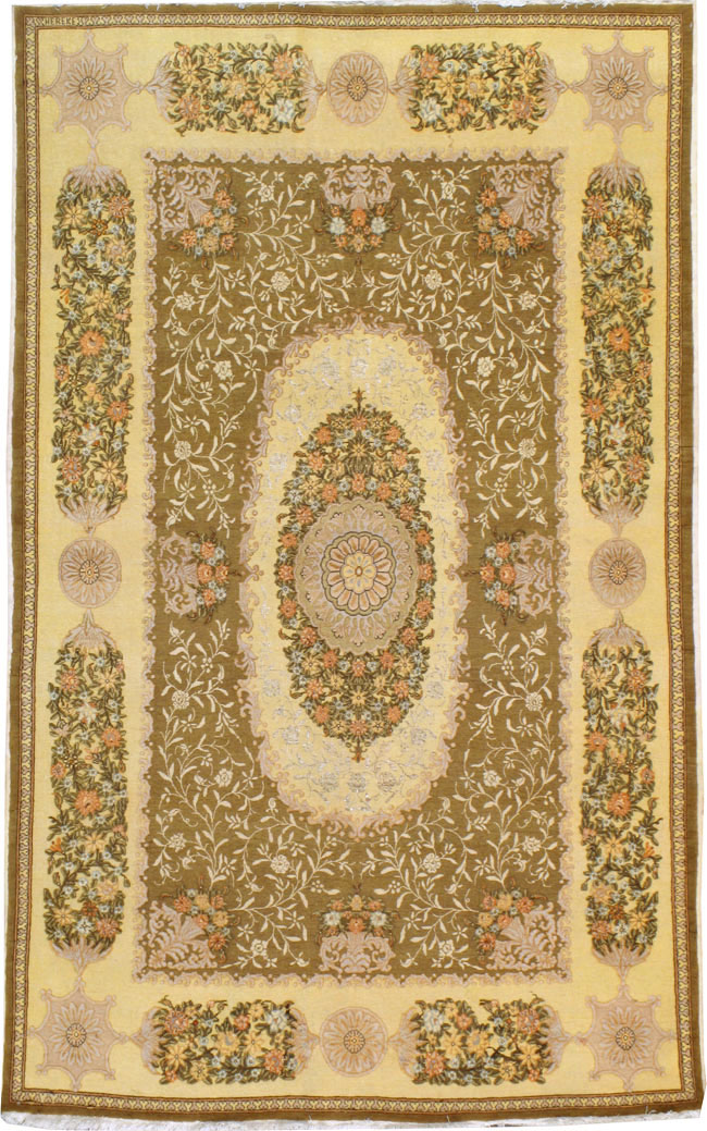 Vintage Turkish Herekeh Carpet, No.8570 - Staging