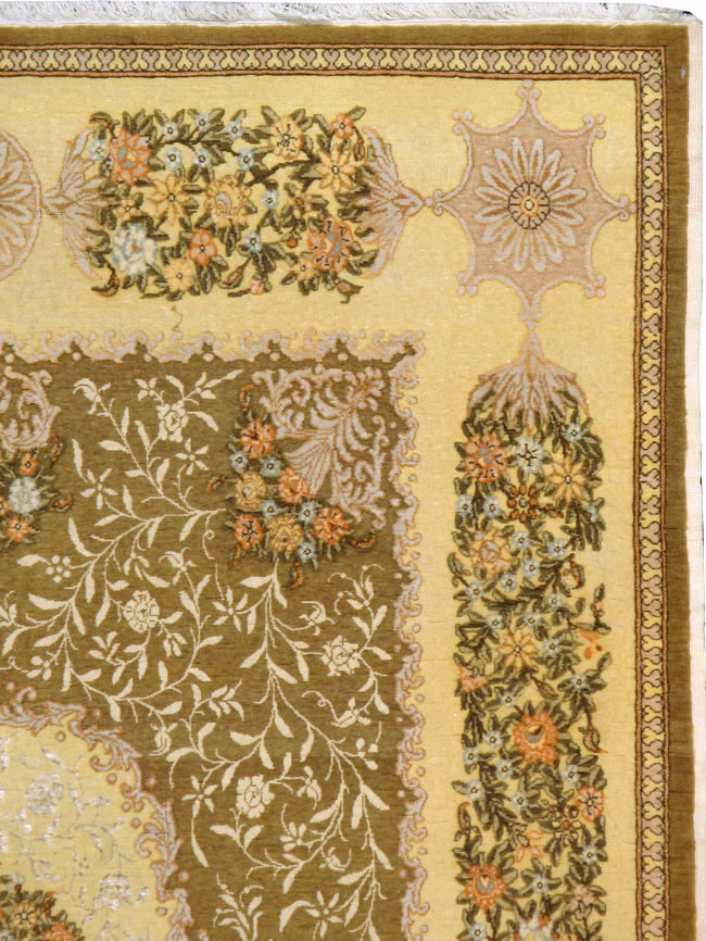 Vintage Turkish Herekeh Carpet, No.8570 - Staging