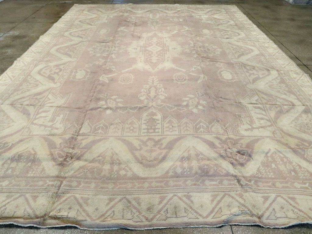 Vintage European Oushak Large Carpet, No.8600 - Staging