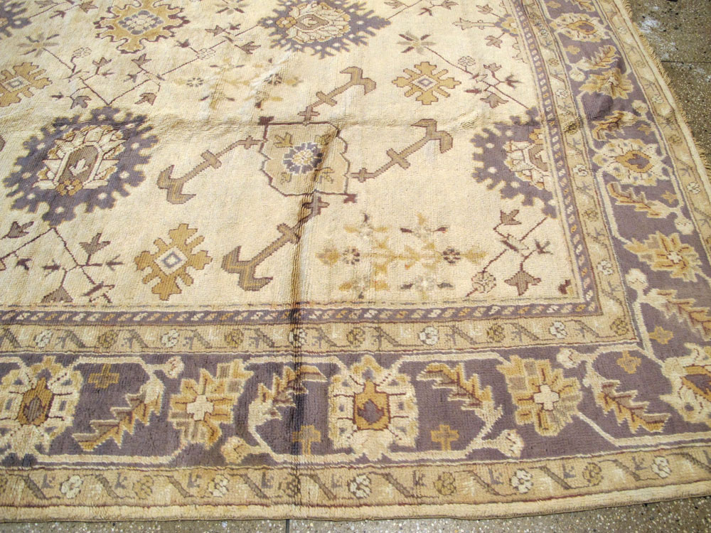 Vintage Turkish Oushak Carpet, No.8609 - Staging