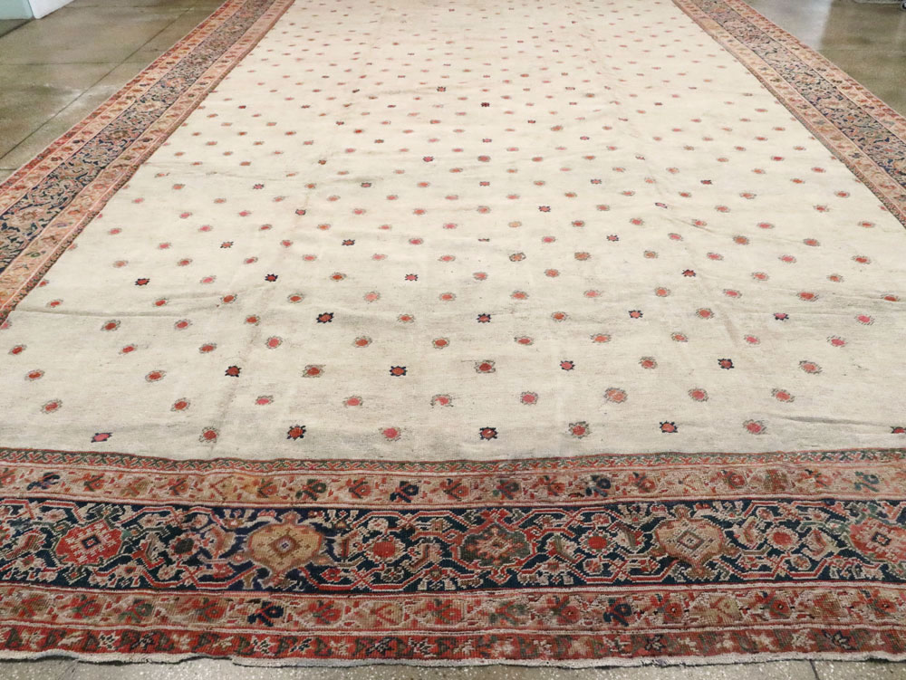 Antique Persian Mahal Carpet, No.8611 - Staging