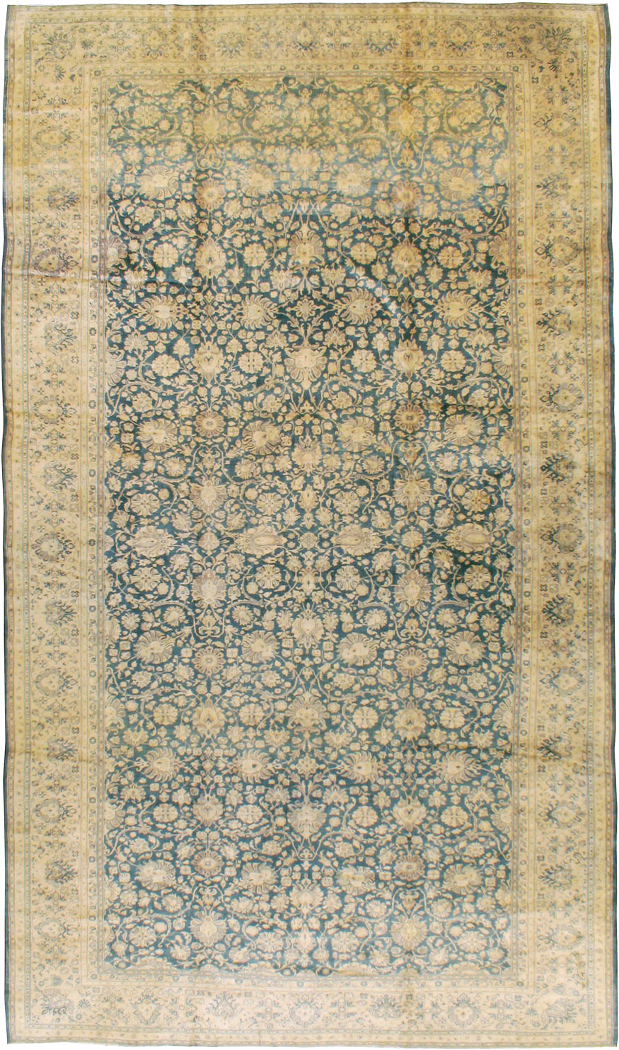 Antique Persian Sarouk Carpet, No.8616 - Staging