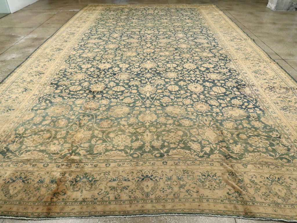 Antique Persian Sarouk Carpet, No.8616 - Staging