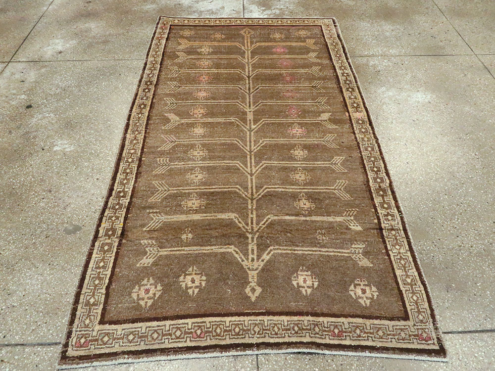 Antique Persian Hamadan Rug, No.8698 - Staging