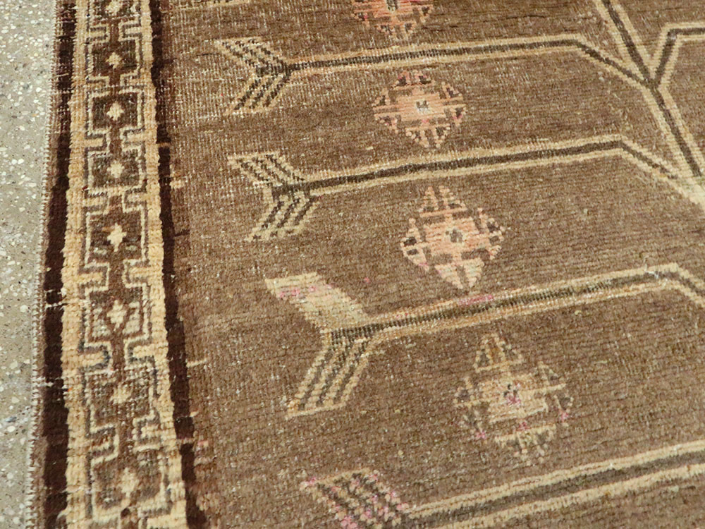 Antique Persian Hamadan Rug, No.8698 - Staging