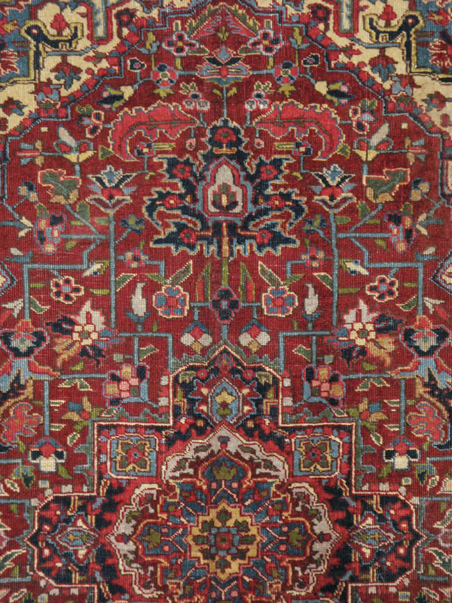 Vintage Persian Heriz Carpet, No.8713 - Staging