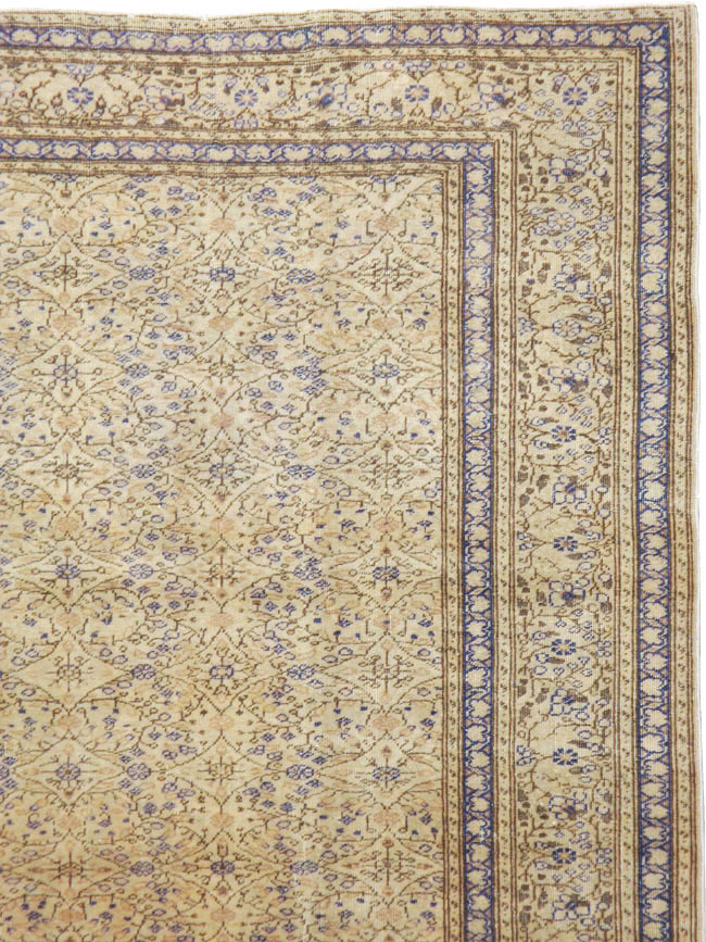 Vintage Turkish Sivas Carpet, No.8734 - Staging