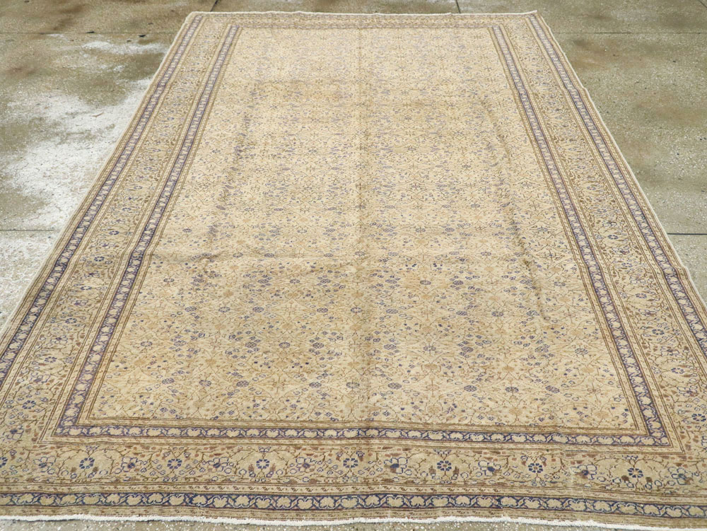 Vintage Turkish Sivas Carpet, No.8734 - Staging