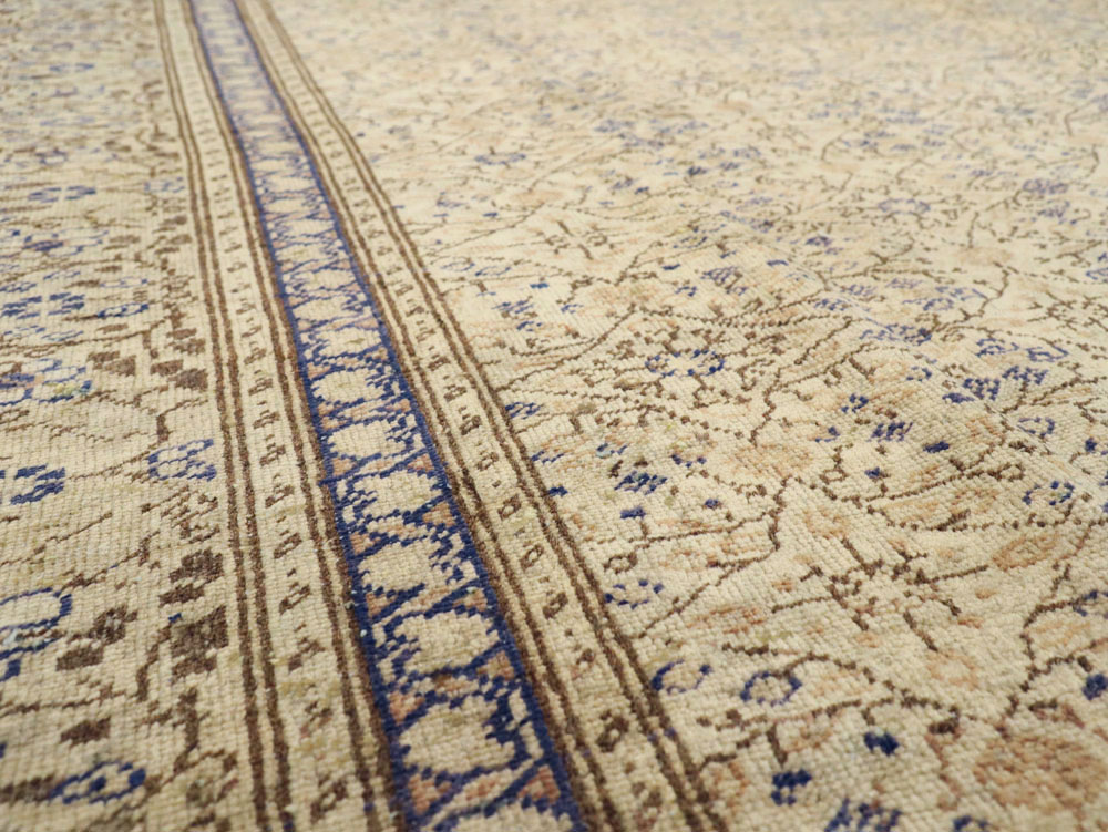 Vintage Turkish Sivas Carpet, No.8734 - Staging