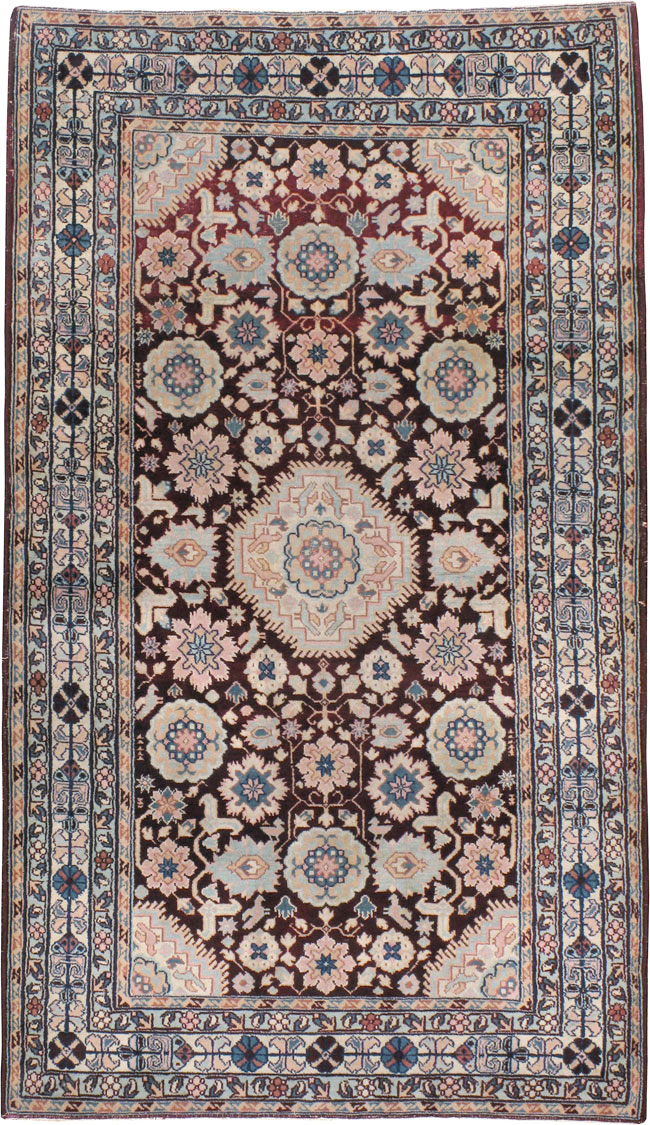 Antique Indian Agra Rug, No.8745 - Staging