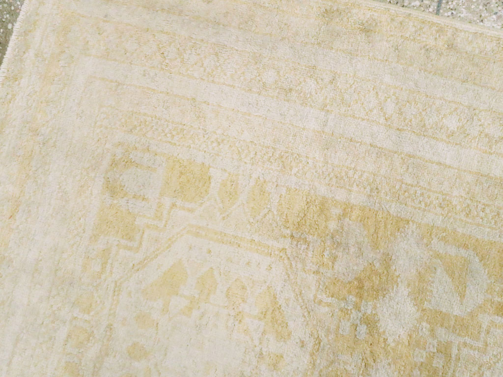 Vintage Turkish Sivas Rug, No.8759 - Staging