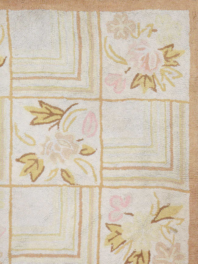 Vintage American Hook Room Size Carpet, No.8773 - Staging