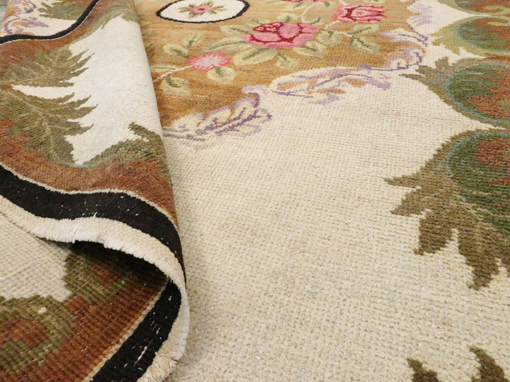 Vintage European Continental Carpet, No.8774 - Staging