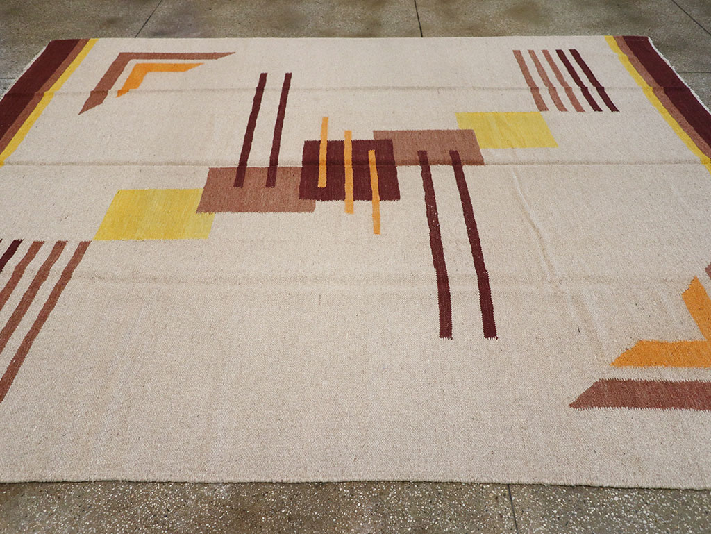 Vintage Indian Flatweave Room Size Rug Inspired By Edward McKnight Kauffer, No.8779 - Staging