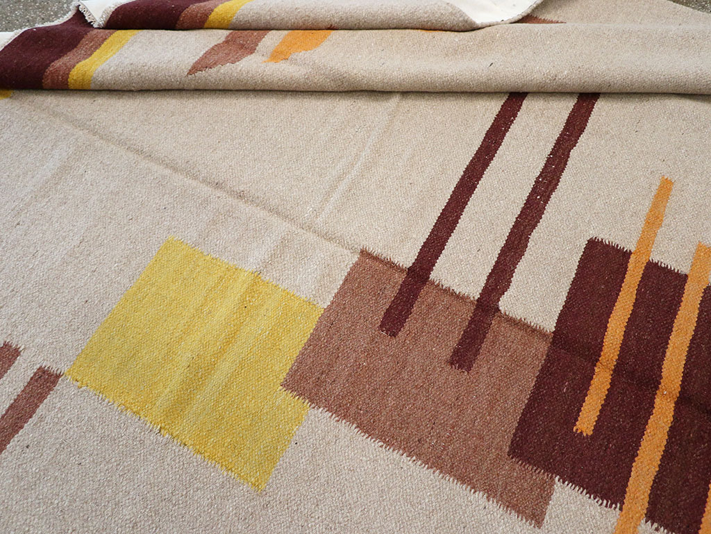 Vintage Indian Flatweave Room Size Rug Inspired By Edward McKnight Kauffer, No.8779 - Staging