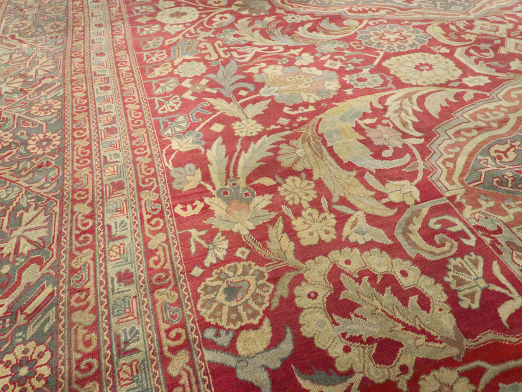 Vintage Turkish Herekeh Carpet, No.8781 - Staging