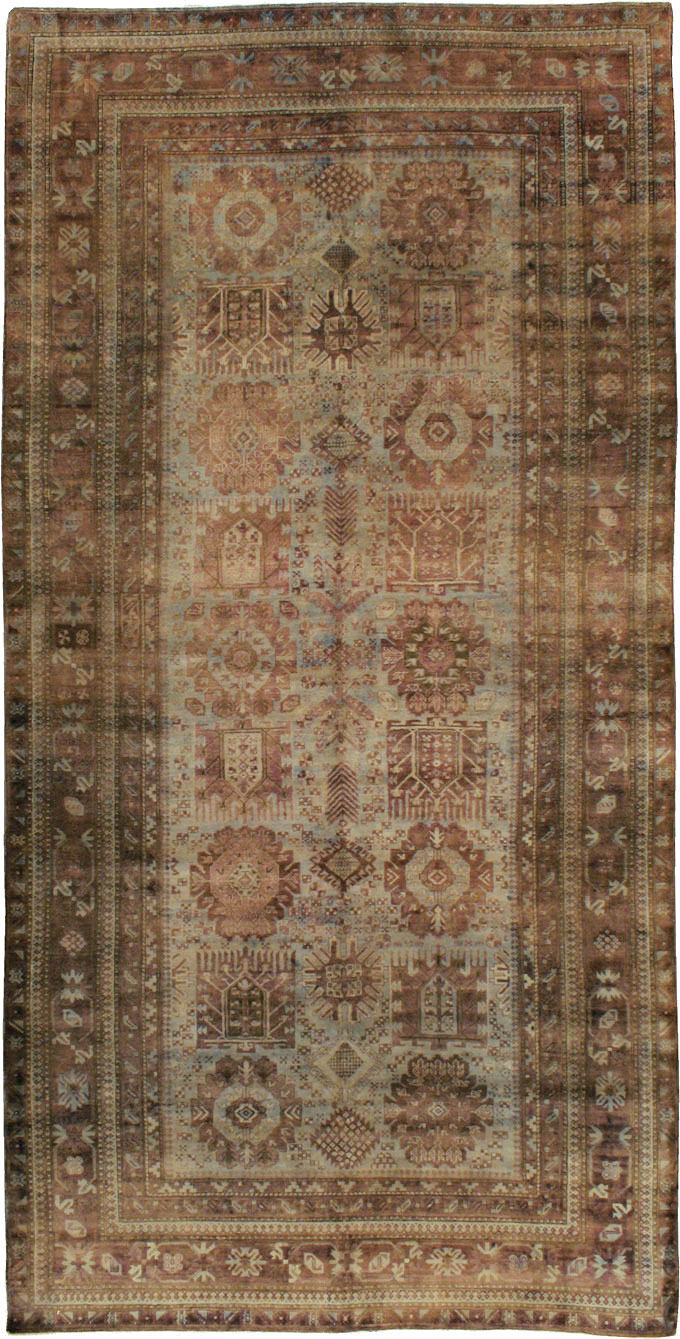 Antique Indian Agra Gallery Carpet, No.8782 - Staging