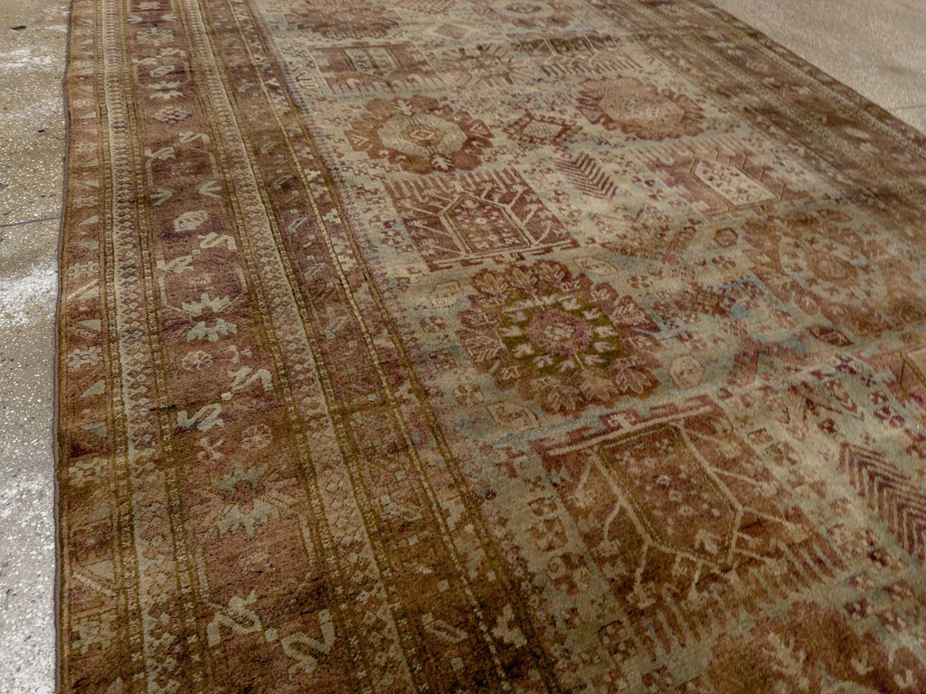 Antique Indian Agra Gallery Carpet, No.8782 - Staging