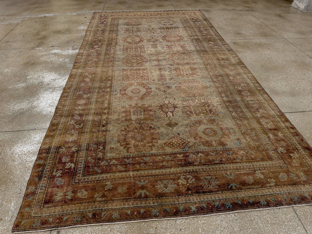Antique Indian Agra Gallery Carpet, No.8782 - Staging