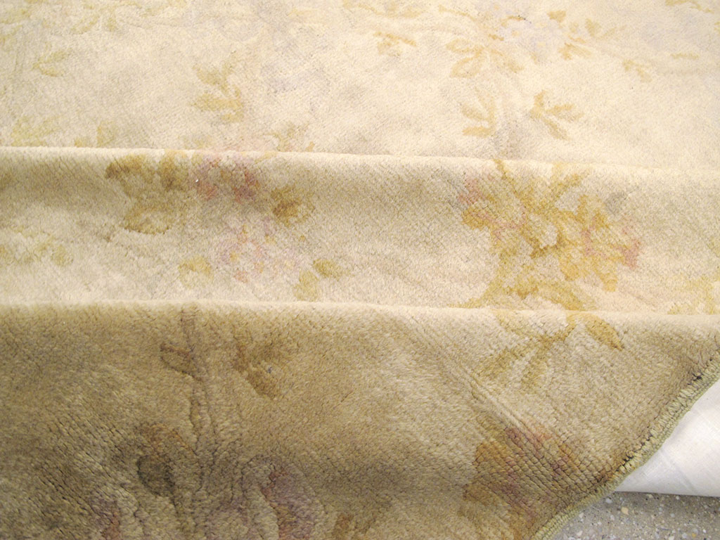 Vintage European Savonnerie Carpet, No.8783 - Staging