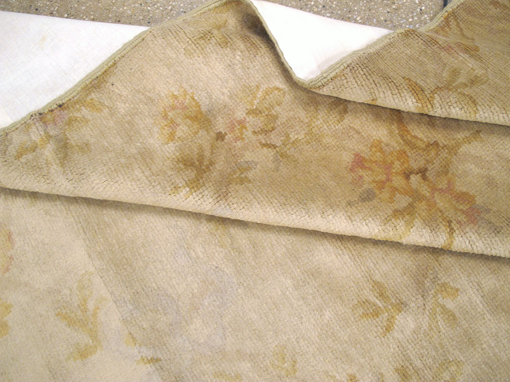 Vintage European Savonnerie Carpet, No.8783 - Staging