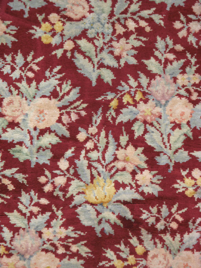 Vintage European Savonnerie Carpet, No.8784 - Staging