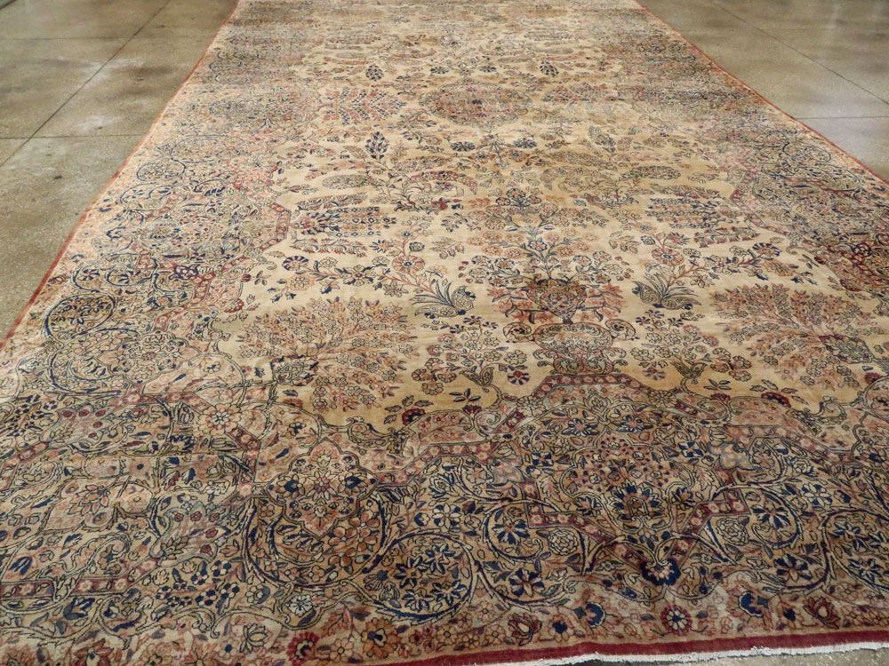 Vintage Persian Kerman Carpet, No.8822 - Staging