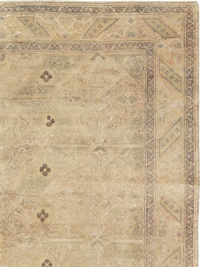 Vintage Turkish Sivas Carpet, No.8825 - Staging
