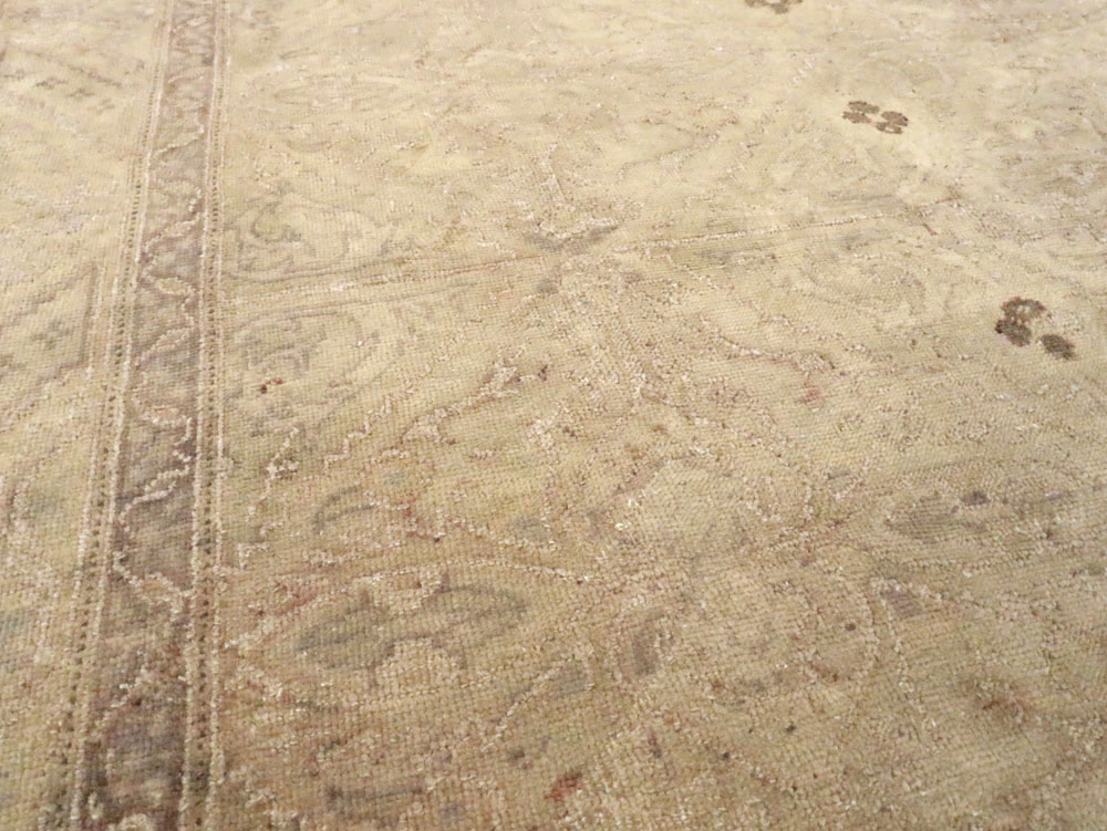 Vintage Turkish Sivas Carpet, No.8825 - Staging