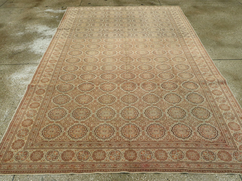 Vintage Turkish Sivas Carpet, No.8851 - Staging