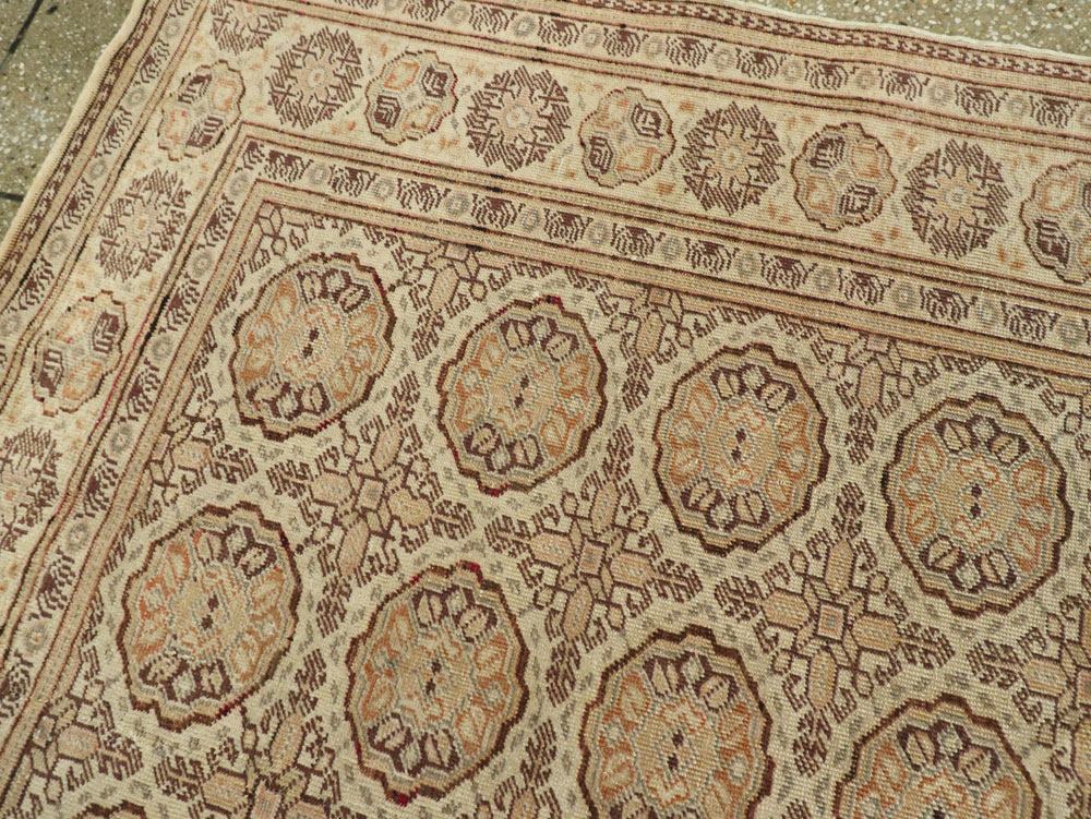 Vintage Turkish Sivas Carpet, No.8851 - Staging