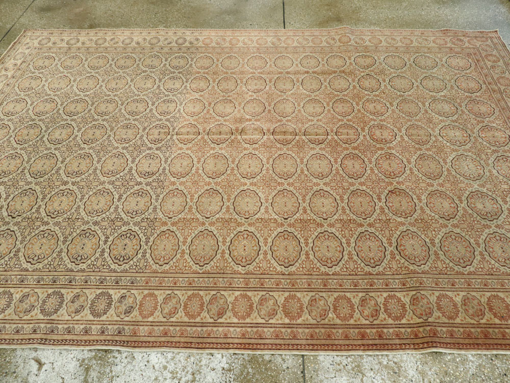 Vintage Turkish Sivas Carpet, No.8851 - Staging