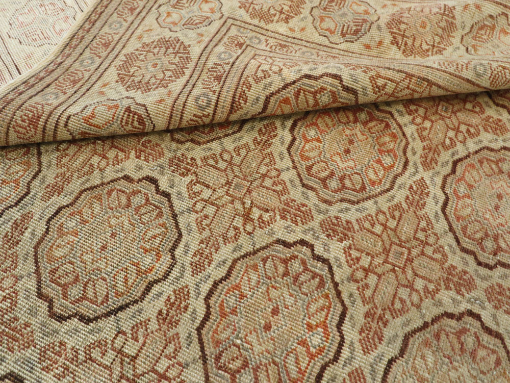 Vintage Turkish Sivas Carpet, No.8851 - Staging