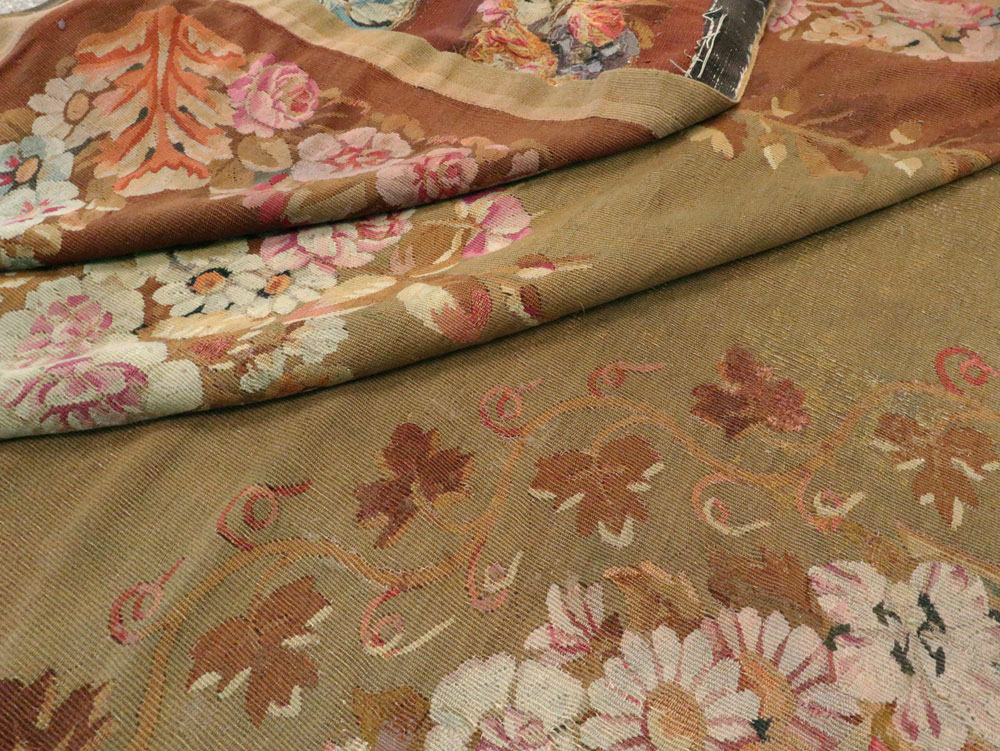 Antique French Aubusson Carpet, No.8866 - Staging