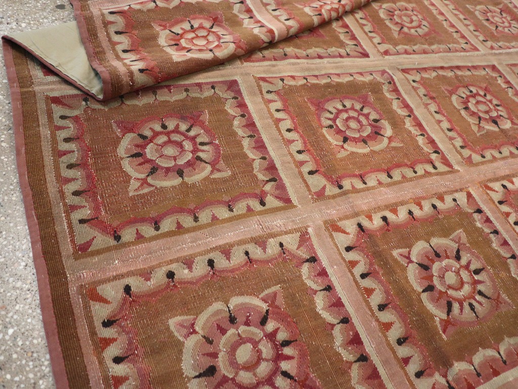 Antique French Aubusson Carpet, No.8882 - Staging