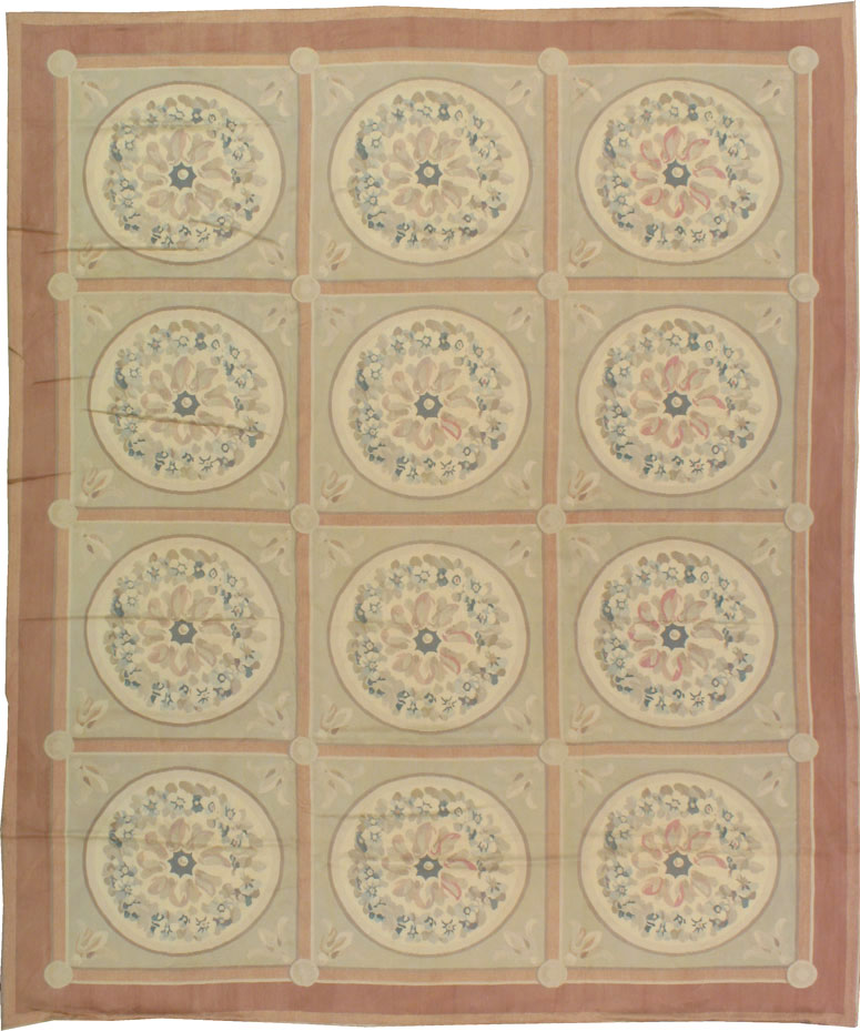 Modern Spanish Aubusson Small Room Size Carpet, No.8885 - Staging