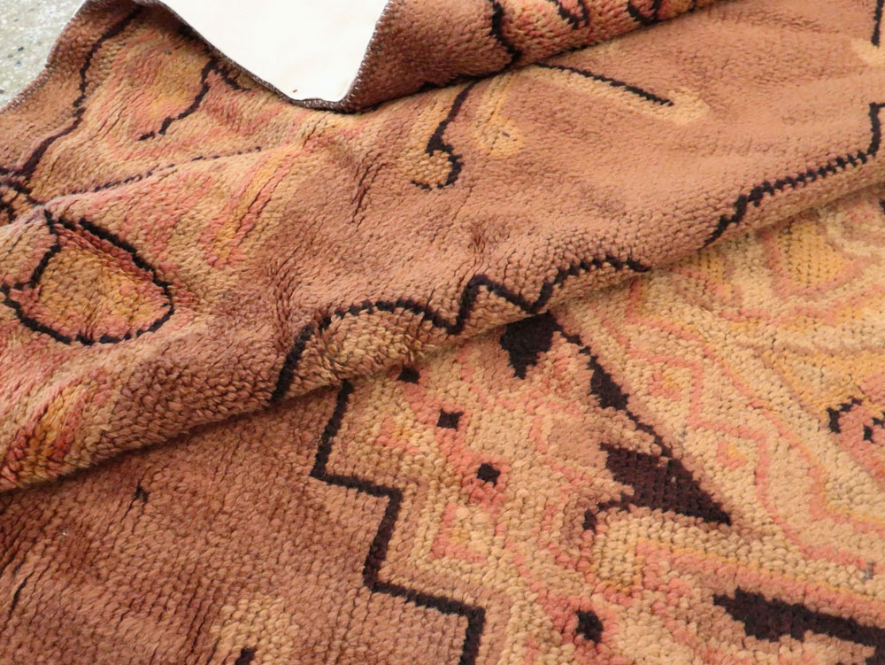 Antique European Art Deco Carpet, No.8907 - Staging