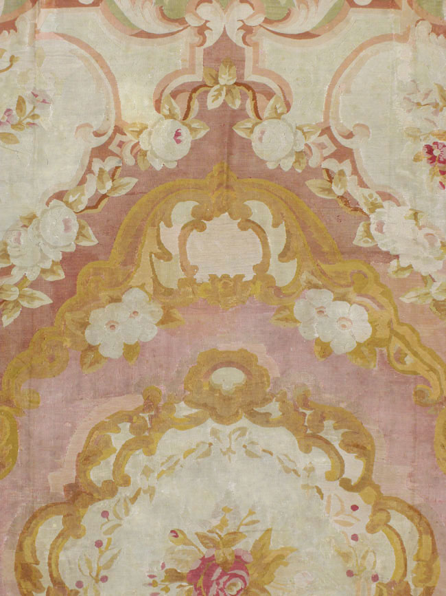 Antique French Aubusson Carpet, No.8909 - Staging