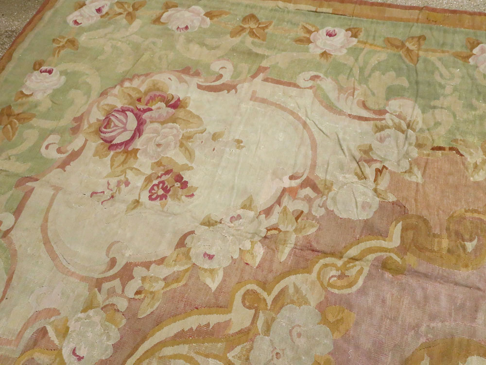 Antique French Aubusson Carpet, No.8909 - Staging