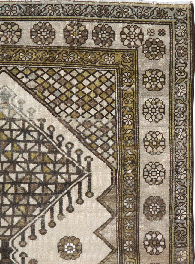 Vintage Persian Malayer Carpet, No.8958 - Staging