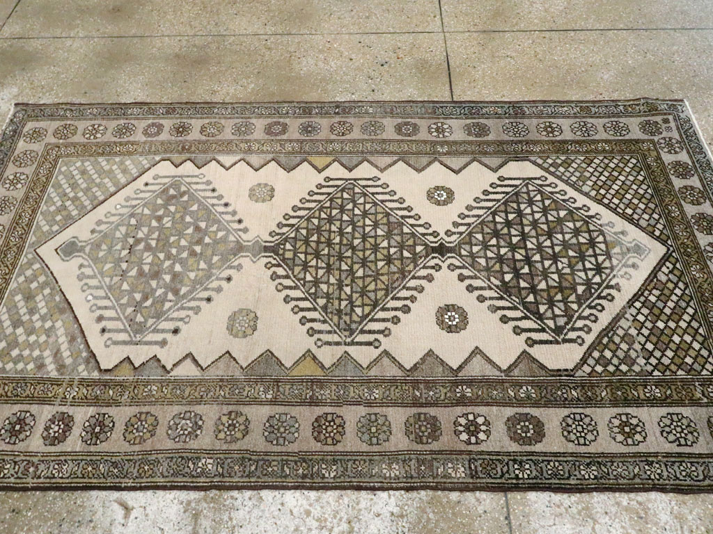 Vintage Persian Malayer Carpet, No.8958 - Staging