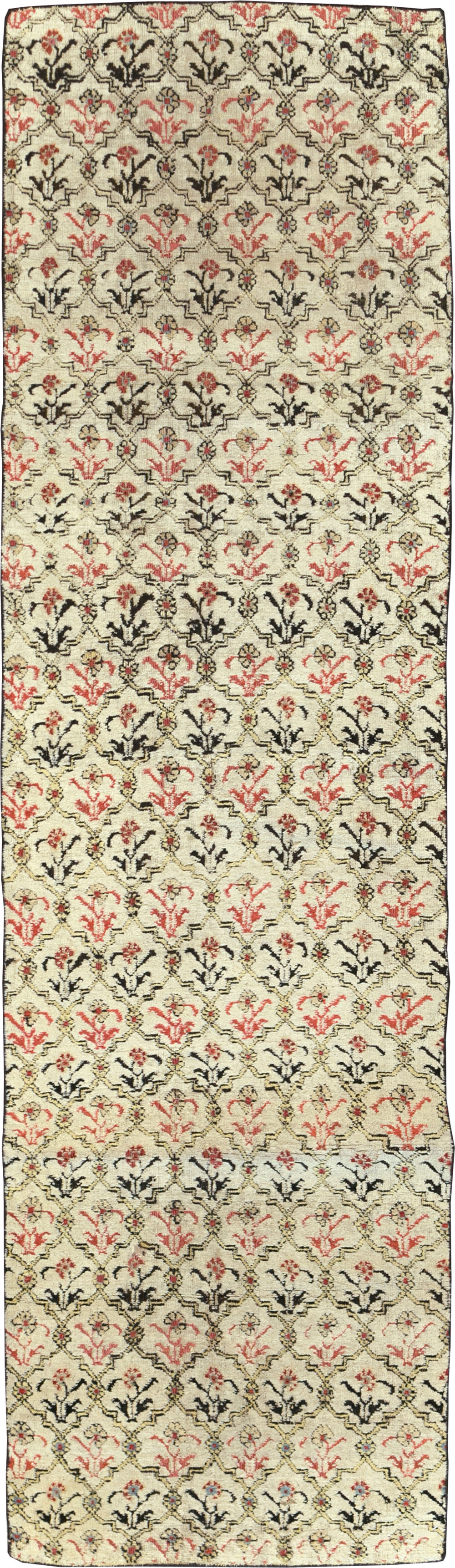 Vintage Indian Agra Runner, No.9028 - Staging