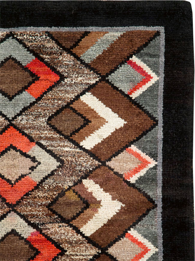 Vintage Art Deco Rug, No.9032 - Staging