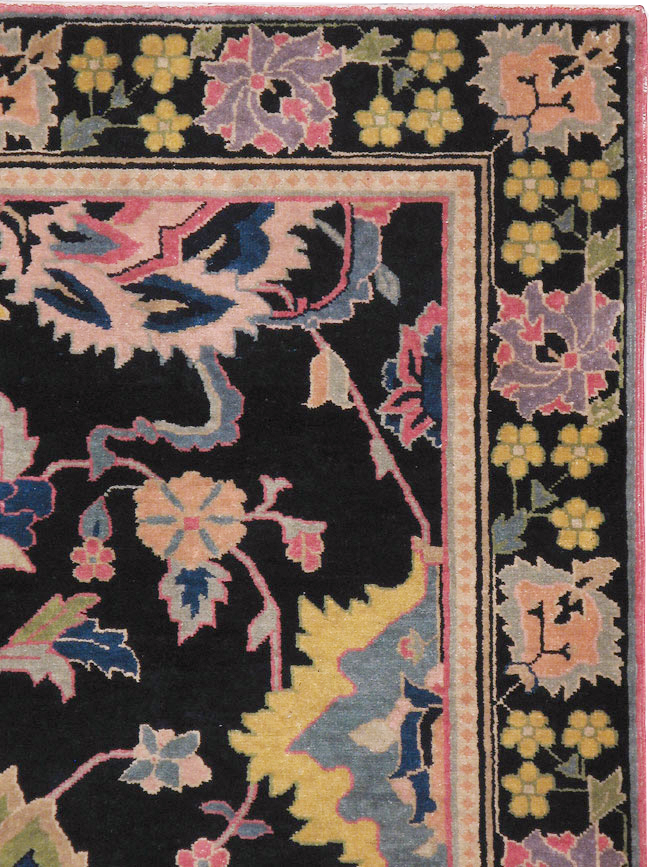 Vintage Indian Lahore Accent Rug, No.9049 - Staging