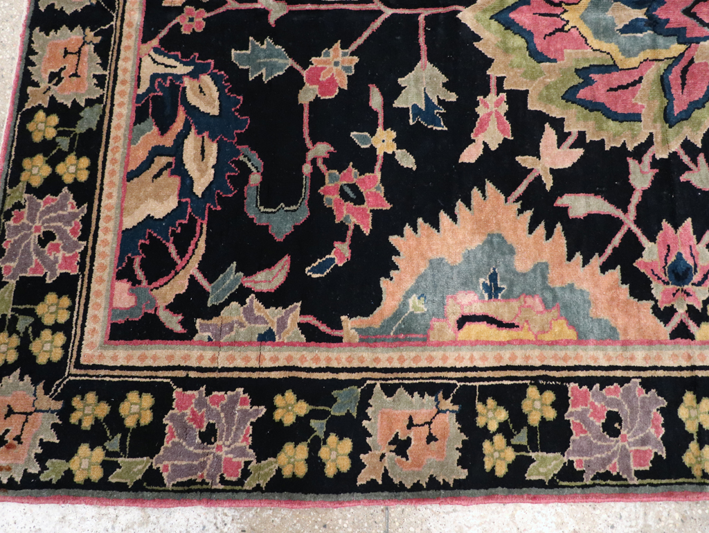 Vintage Indian Lahore Accent Rug, No.9049 - Staging