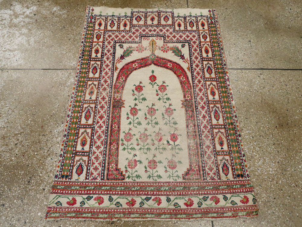 Vintage Indian Cotton Agra Carpet, No.9058 - Staging