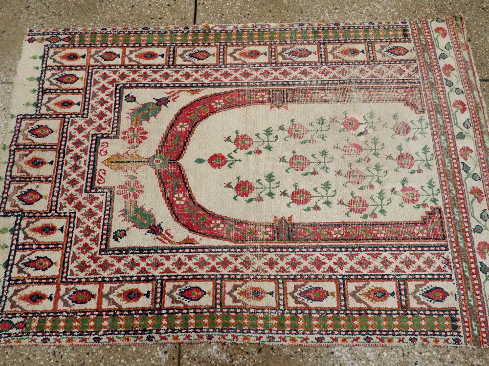 Vintage Indian Cotton Agra Carpet, No.9058 - Staging